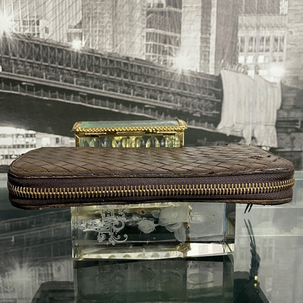 Authentic BOTTEGA VENETA Long Zippy Wallet - Picture 7 of 16
